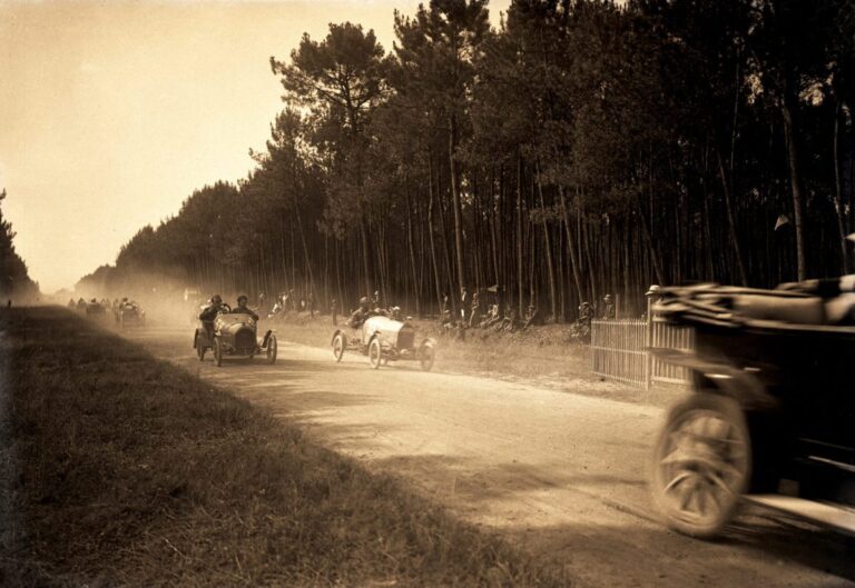 Photo du Grand Prix automobile de 1906 en Sarthe